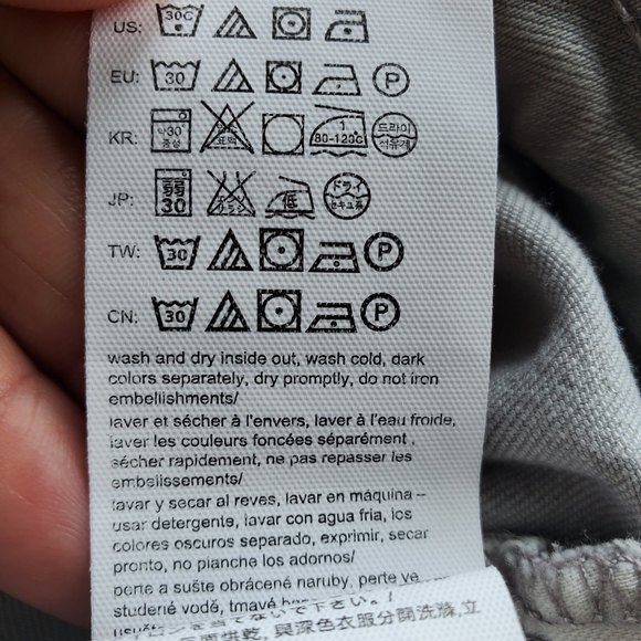 𝅺Calvin Klein Jeans size w31 light grey denim jean shorts - Picture 10 of 11